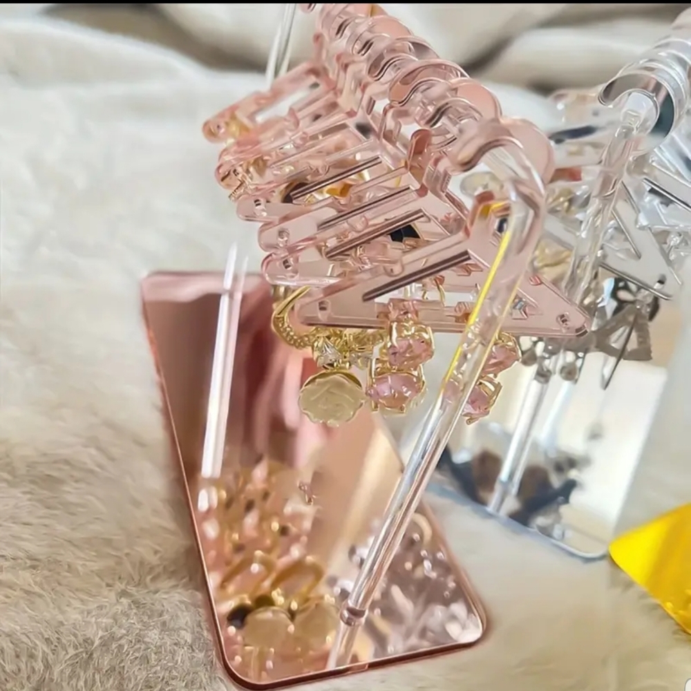 - Acrylic Creative Earring Display Stand - Pink - Picture 8 of 14